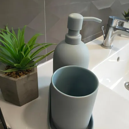 Light * Παλέρμο